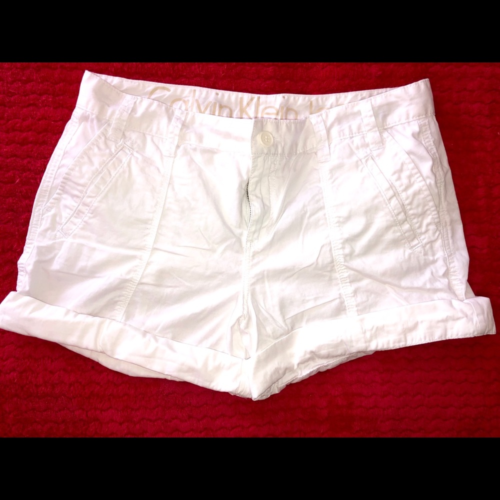 Calvin Klein shorts. Women’s. White